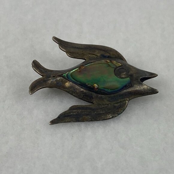 Taxco Alpaca 925 Sterling Silver Fish Brooch Pin Abalone Inlay Made in Mexico - Picture 2 of 7